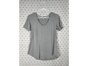 Victorias Secret grey v neck tee shirt MEDIUM